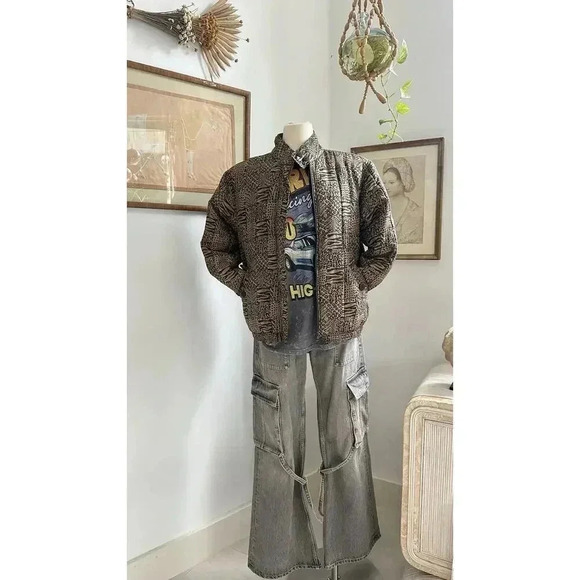 Vintage Silk Animal Print Bomber Jacket Leopard Print 90s Statement Outwear - Picture 3 of 5